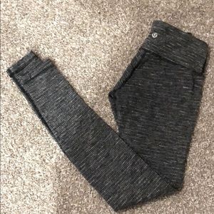 lululemon 28” grey/black/white striped yoga pants